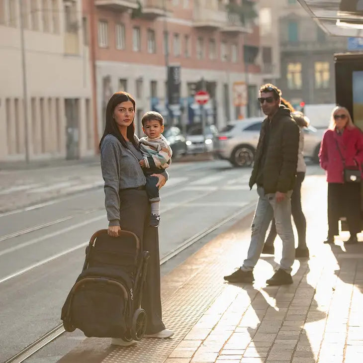 TRVL Lx Stroller with Carry Bag