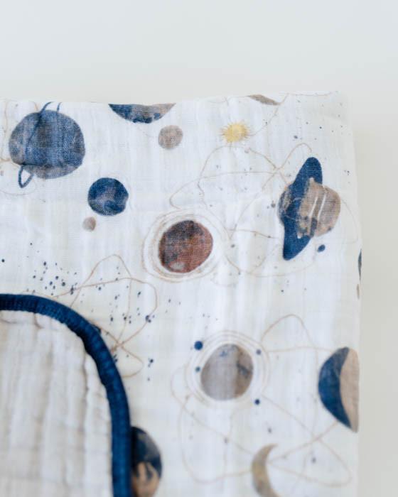 Cotton Muslin Quilt - Planetary