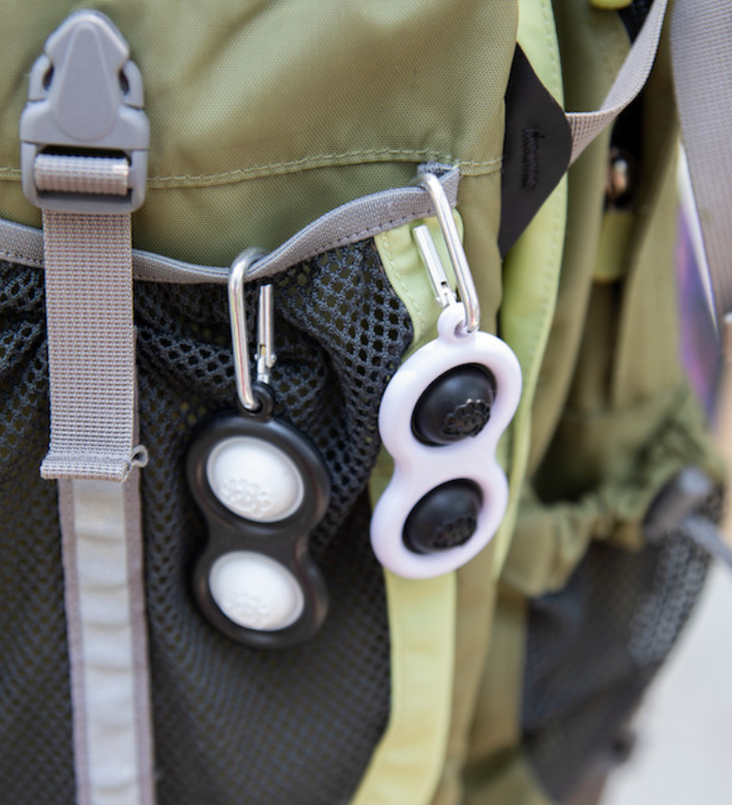 Simpl Dimpl Black & White Keychain