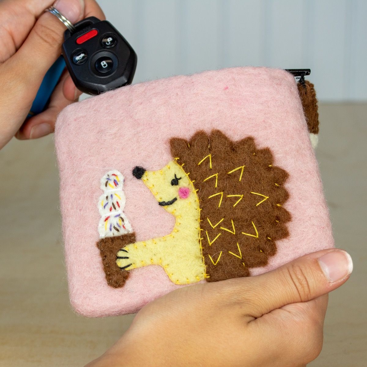 Wild Woolies Handmade Wool Coinpurse - Hungry Hedgehog