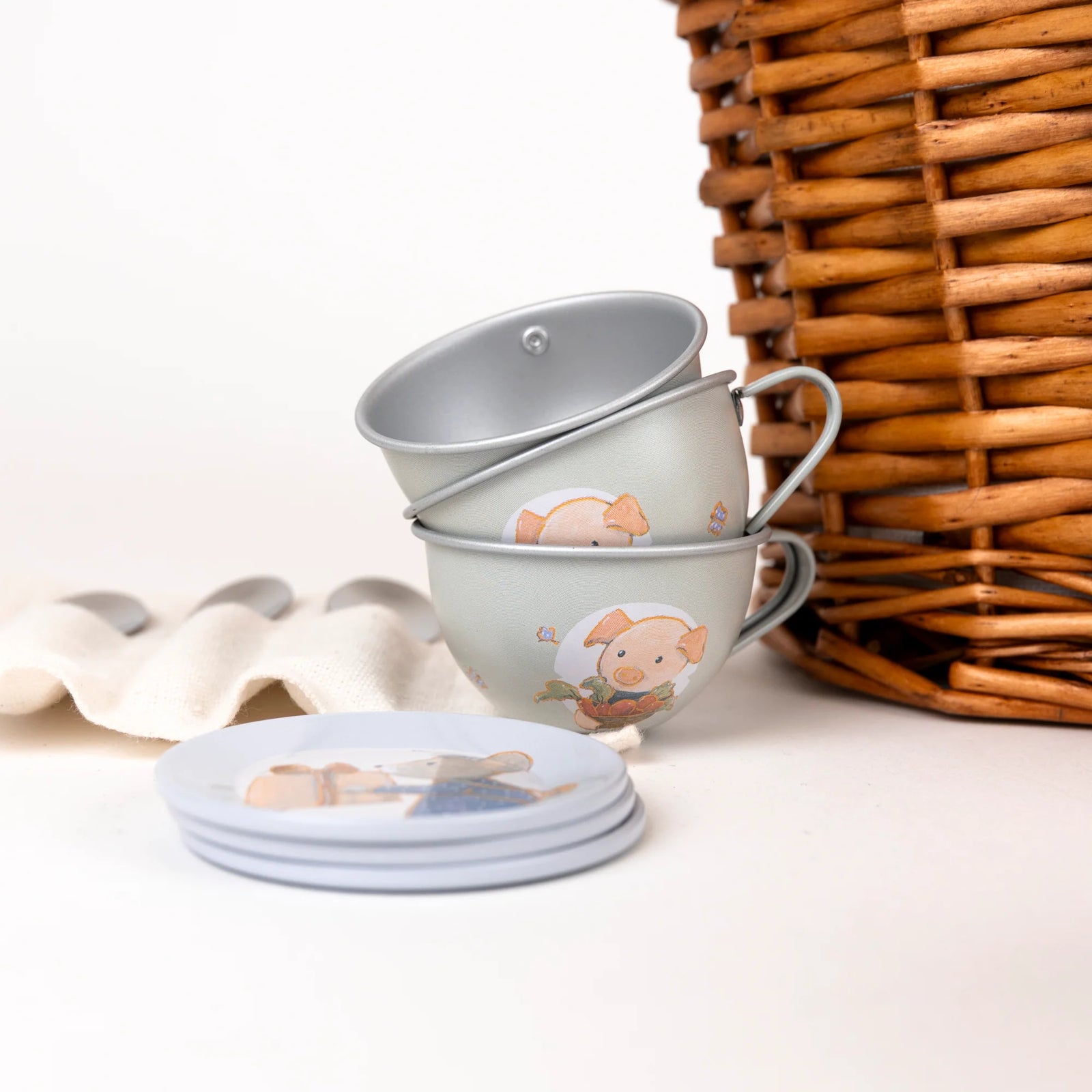 Egmont Toys Friends Tin Tea Set In A Basket