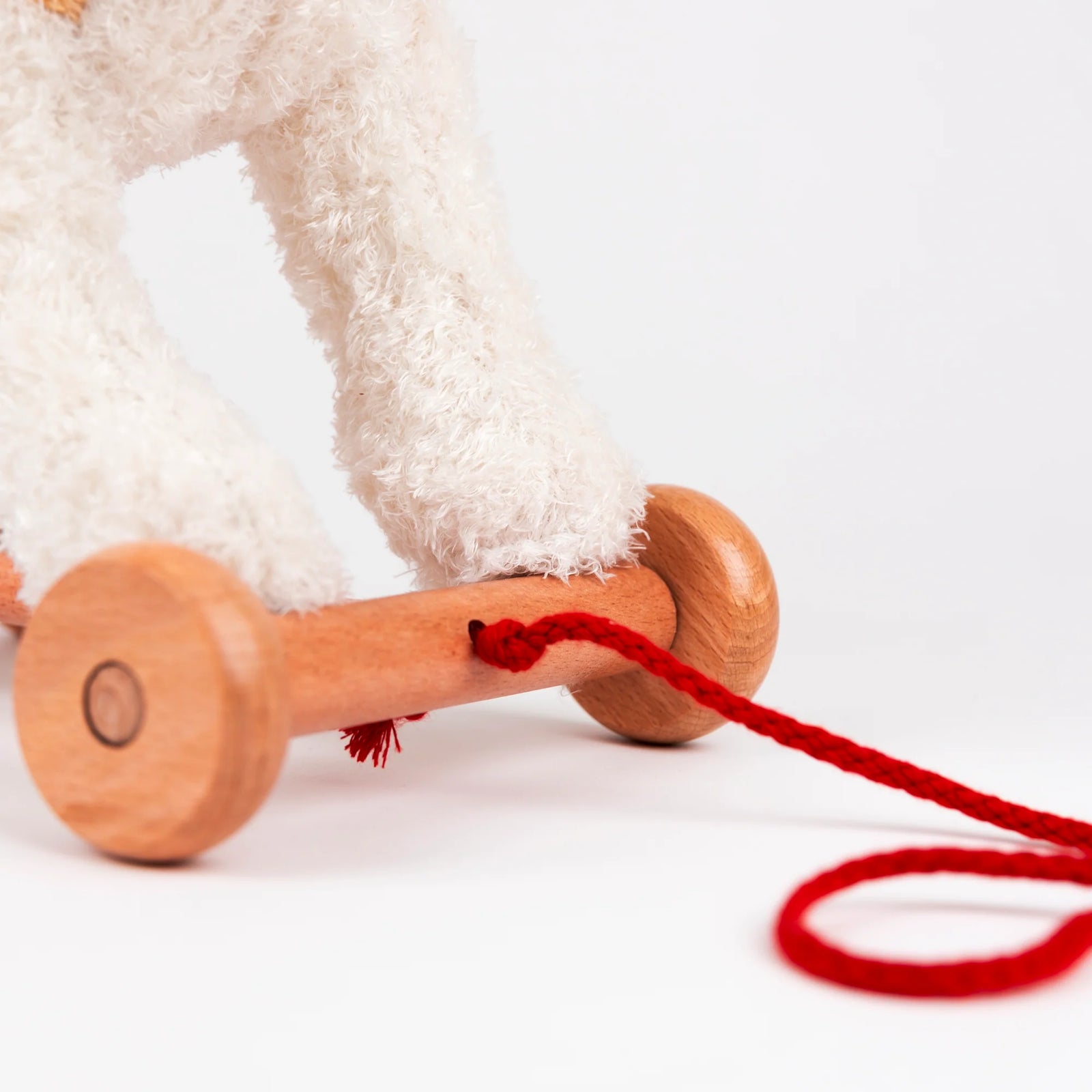 Egmont Toys Pull-Along Eliot