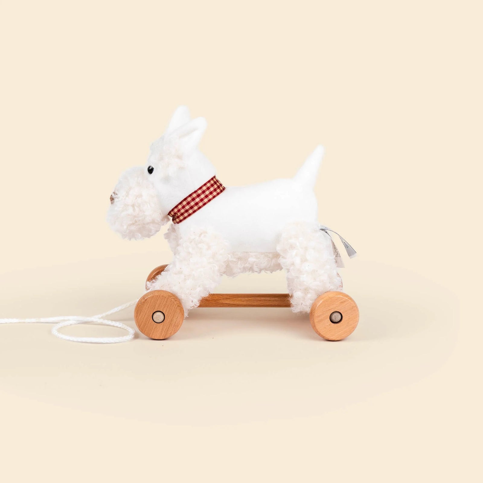 Egmont Toys Pull-Along Lola