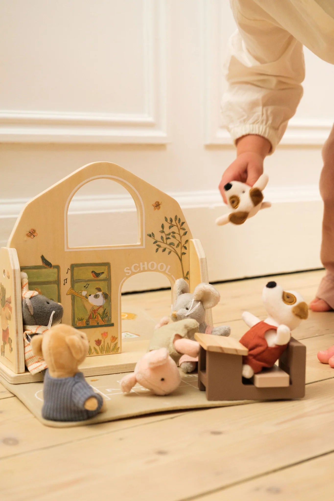 Egmont Toys Little School of Eddie The Dog