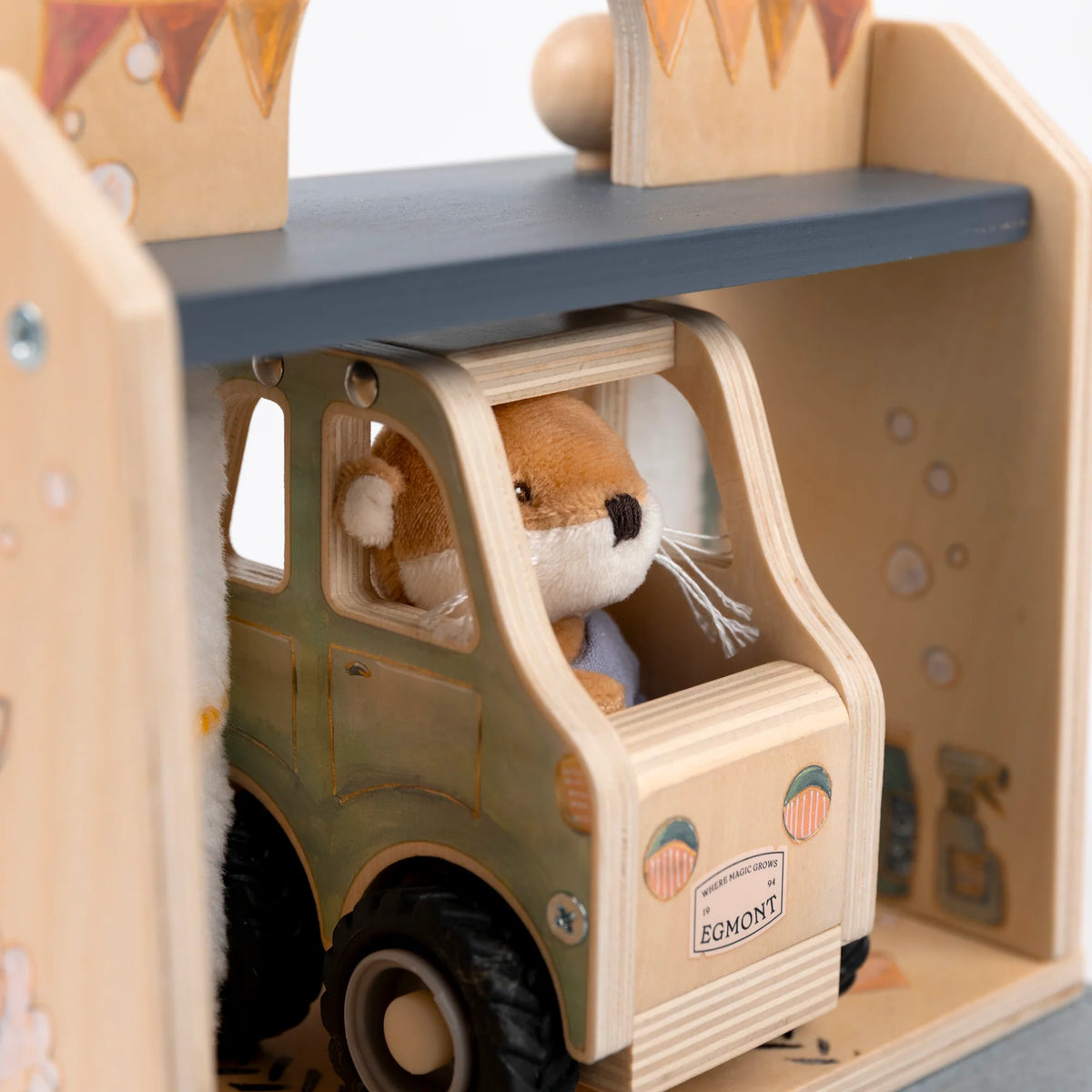 Egmont Toys Mini Friends Car Wash Felt House