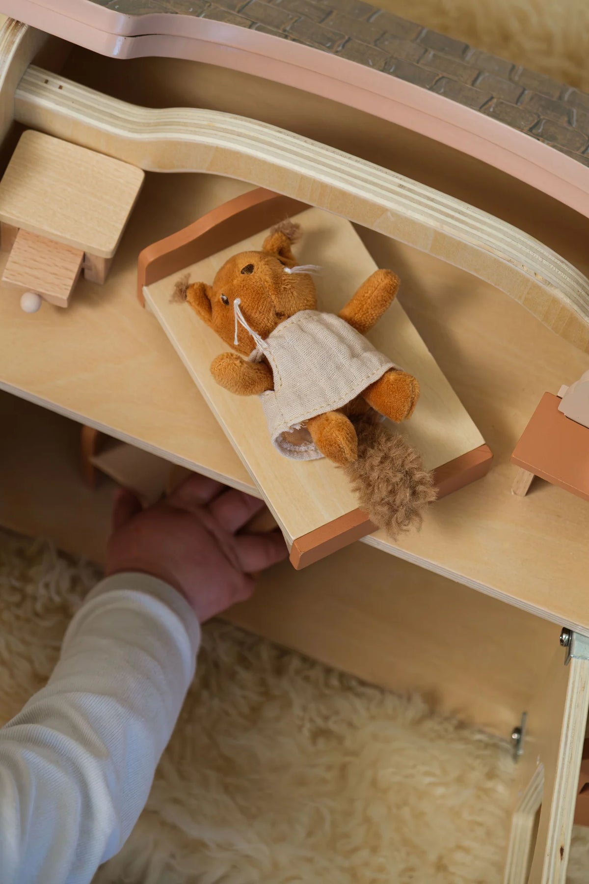 Egmont Toys Doll House with Squirrels