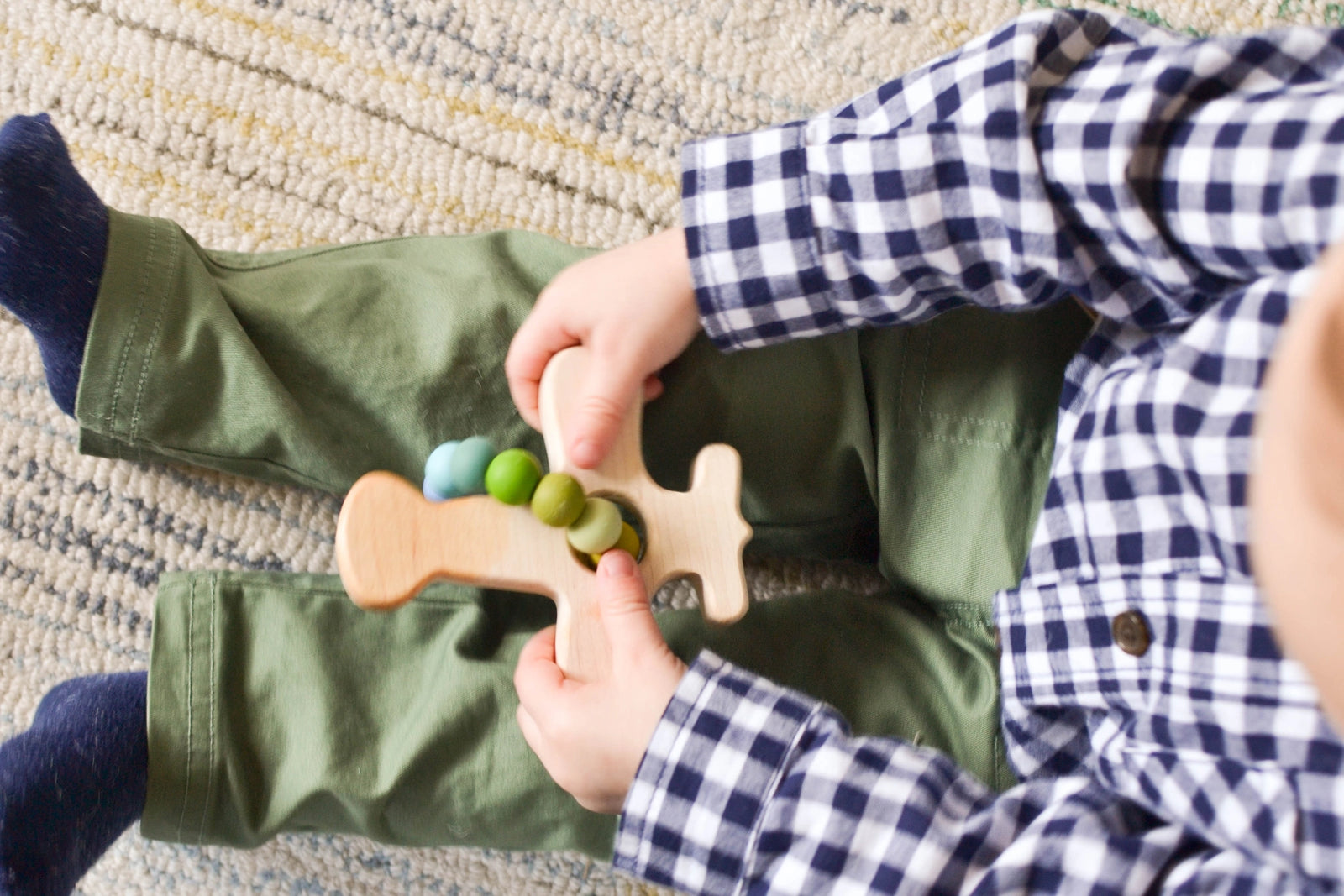 Bannor Toys Airplane Grasping Wooden Baby Toy with Teething Beads, Mountain