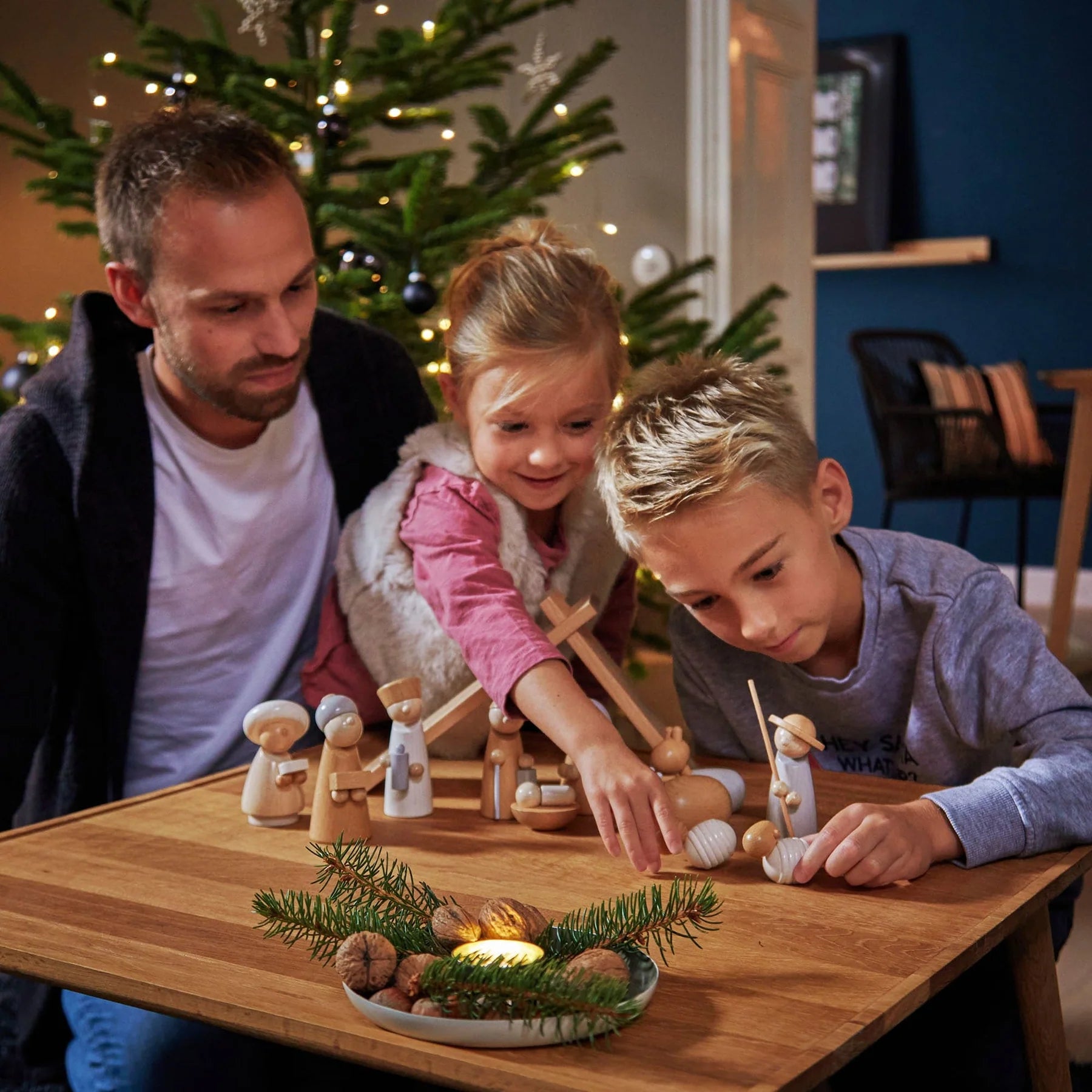 Heirloom Natural Wood Nativity Set