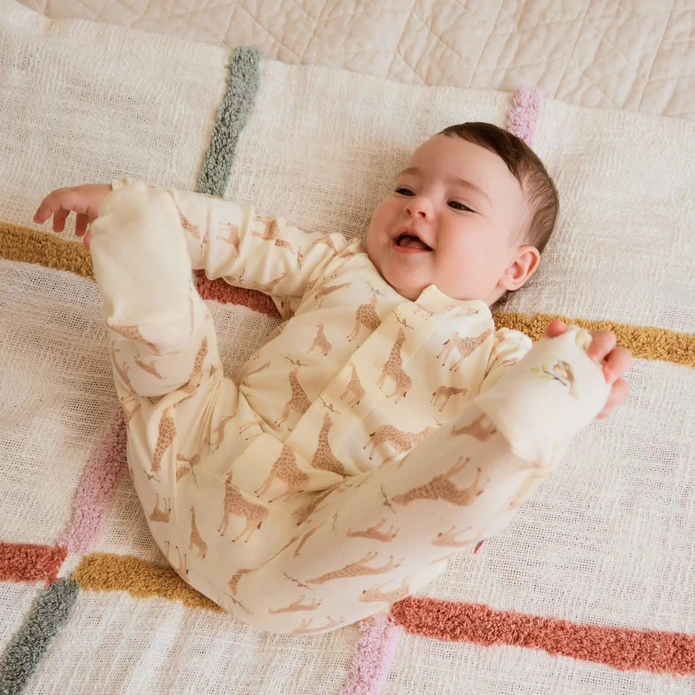 Magnetic Me Jolie Giraffe Organic Cotton Magnetic Footie, Cream