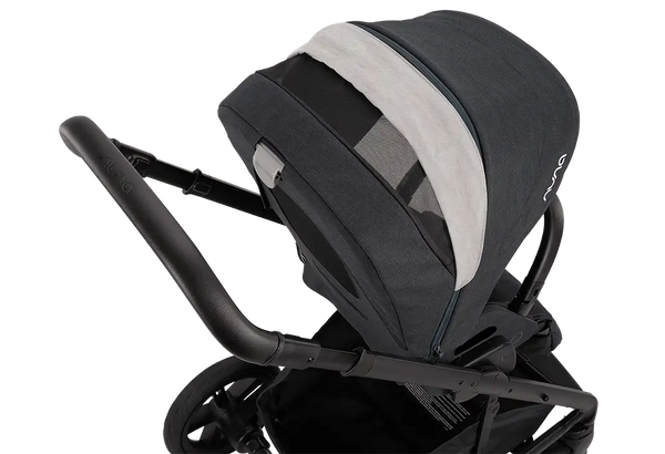 MIXX next Stroller W Magnetic Buckle