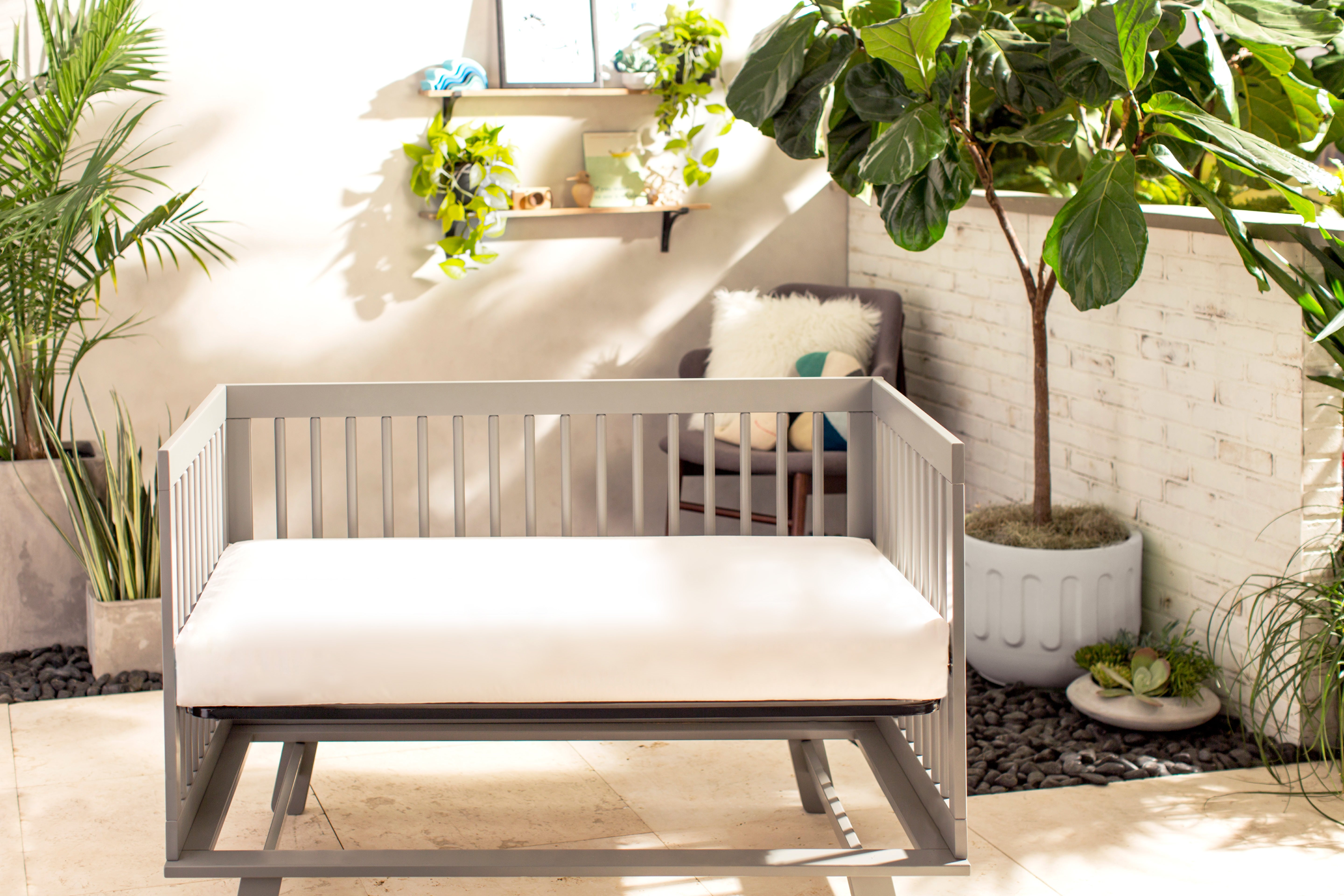Naturepedic Lightweight Classic Seamless 2-Stage Crib Mattress MC34