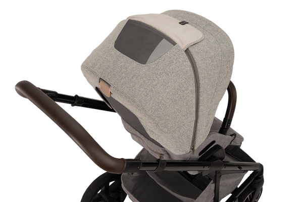 MIXX™ next Stroller W/ Magnetic Buckle