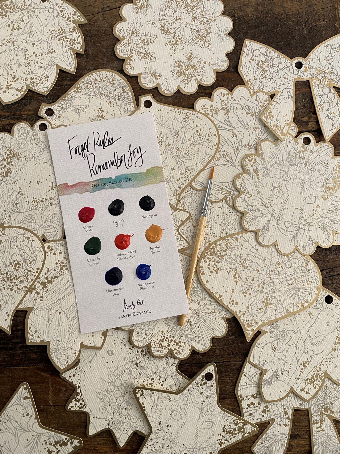 Schiffer Publishing Paint-Your-Own Holiday Decorations