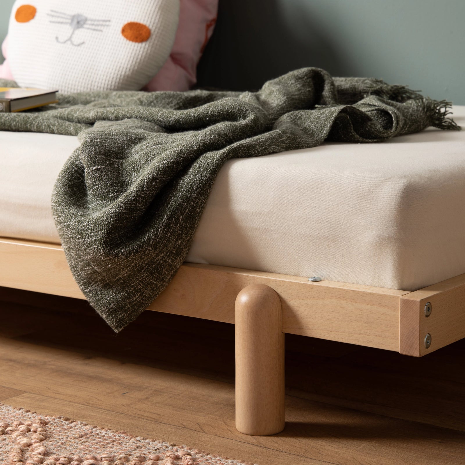 Bliss 4-in-1 Convertible Crib, Natural