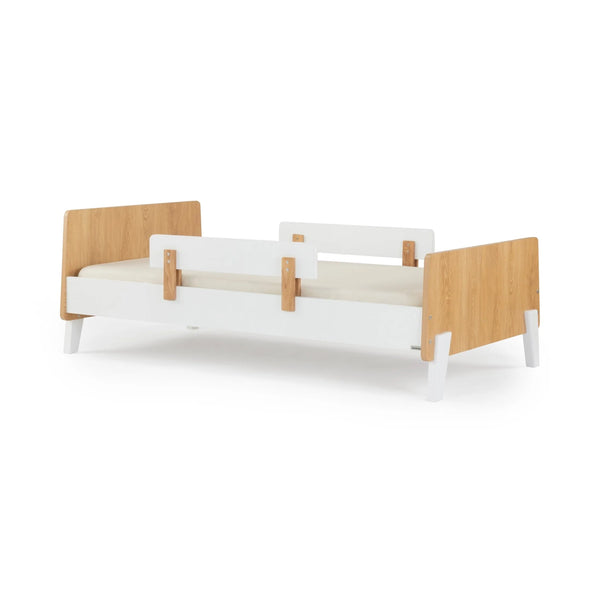 Fun Bed, White/Red Oak