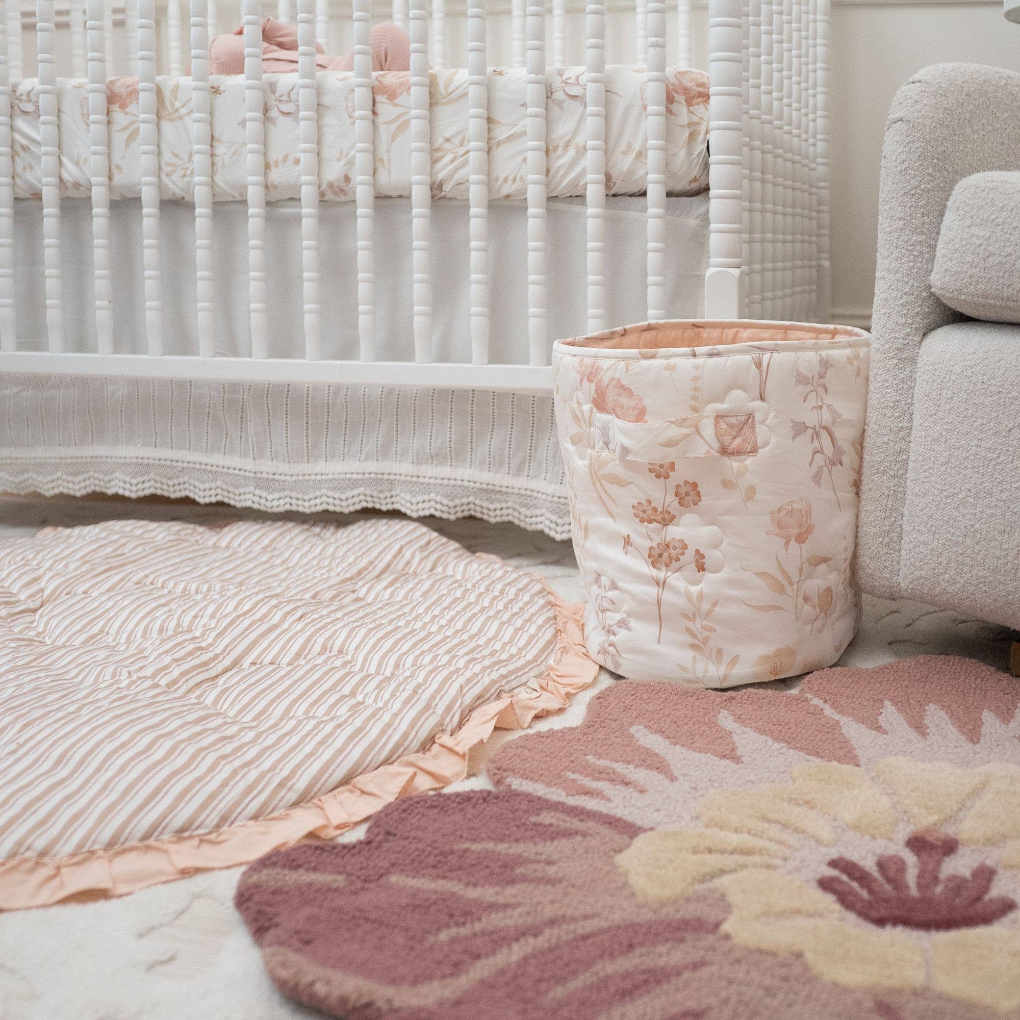 Crane Baby Off-White Lace Scallop Crib Skirt