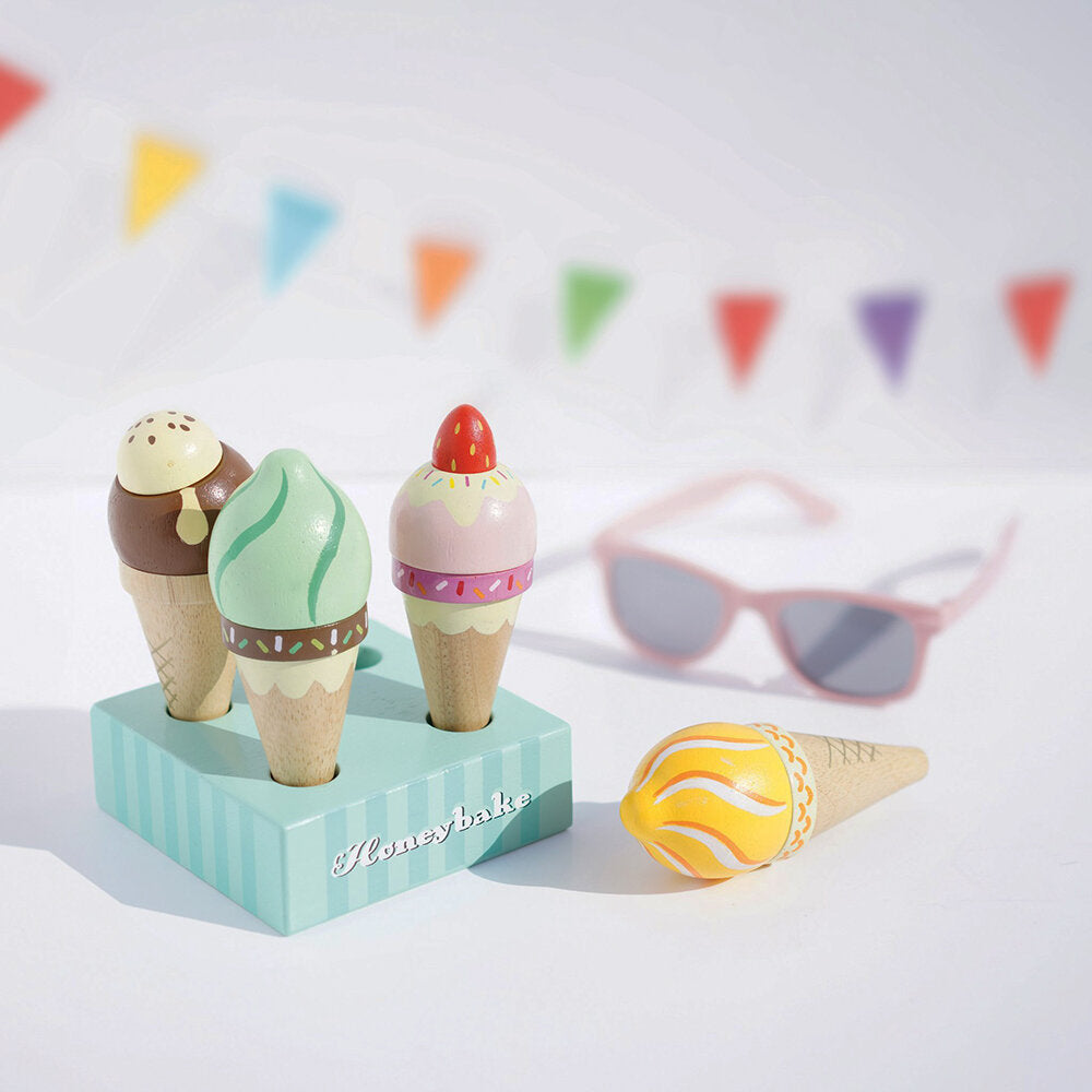 Wooden Ice Cream Cones Set