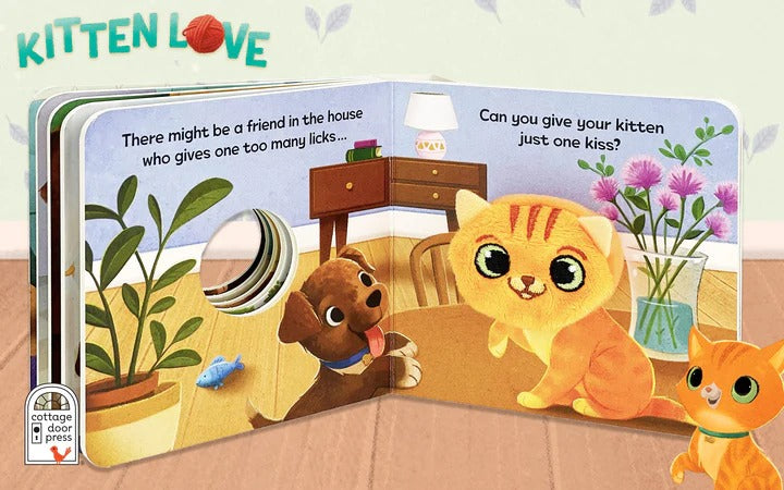 Kitten Love Finger Puppet Book