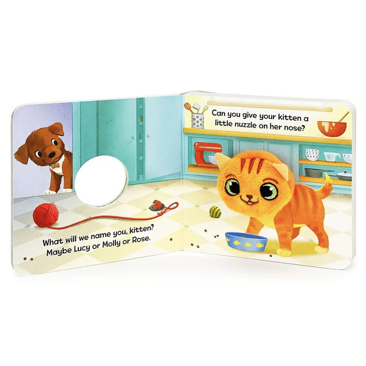 Kitten Love Finger Puppet Book