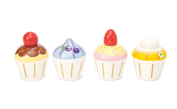 Petit Four Cupcake
