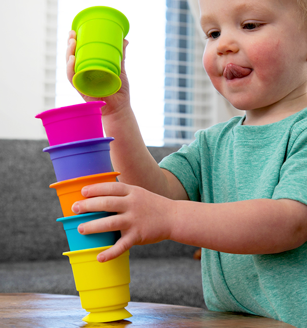 Fat Brain Toys Suction Kupz