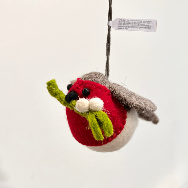 Semi Hanging Robin with Mistletoe
